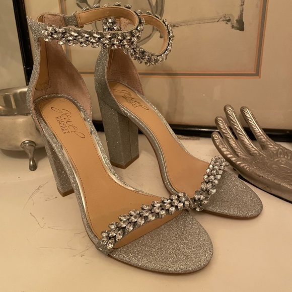 Jewel Badgley Mischka Shoes - BNWOT Badgley Mischka Jewel high heel sandals - wedding/ bridal/ bridesmaid